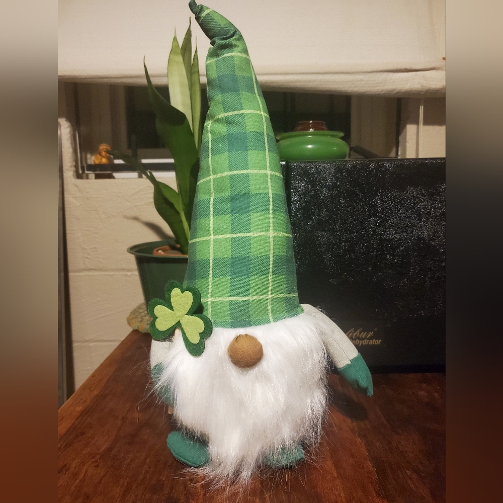 NWT St. Patrick's day gnome